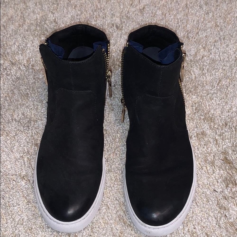 Kenneth Cole